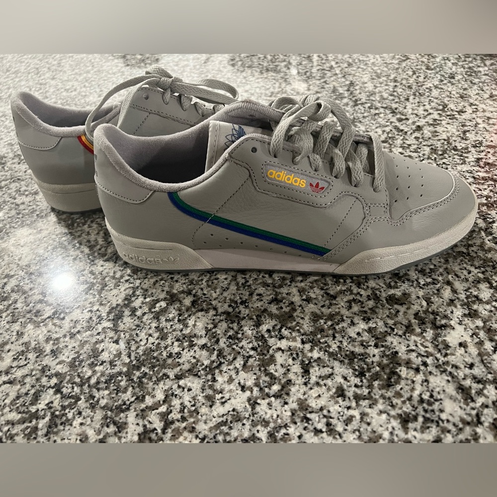 Adidas 80’s Continental unisex sneakers